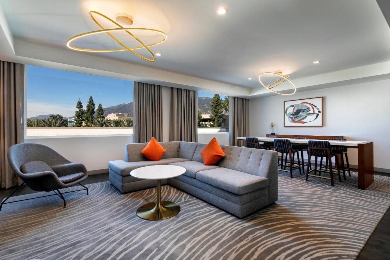 Le Meridien Pasadena アルカディア エクステリア 写真