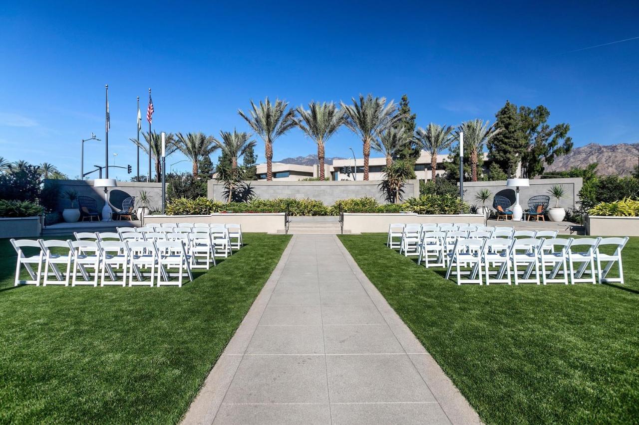 Le Meridien Pasadena アルカディア エクステリア 写真