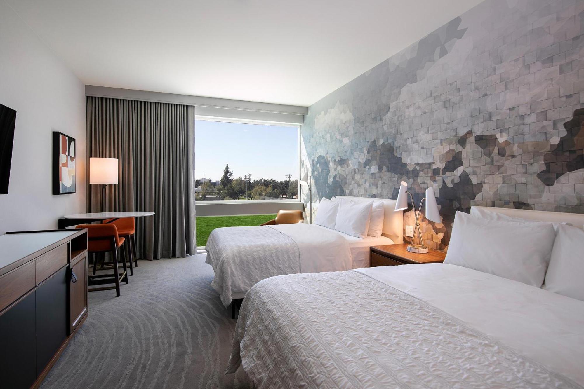 Le Meridien Pasadena アルカディア エクステリア 写真