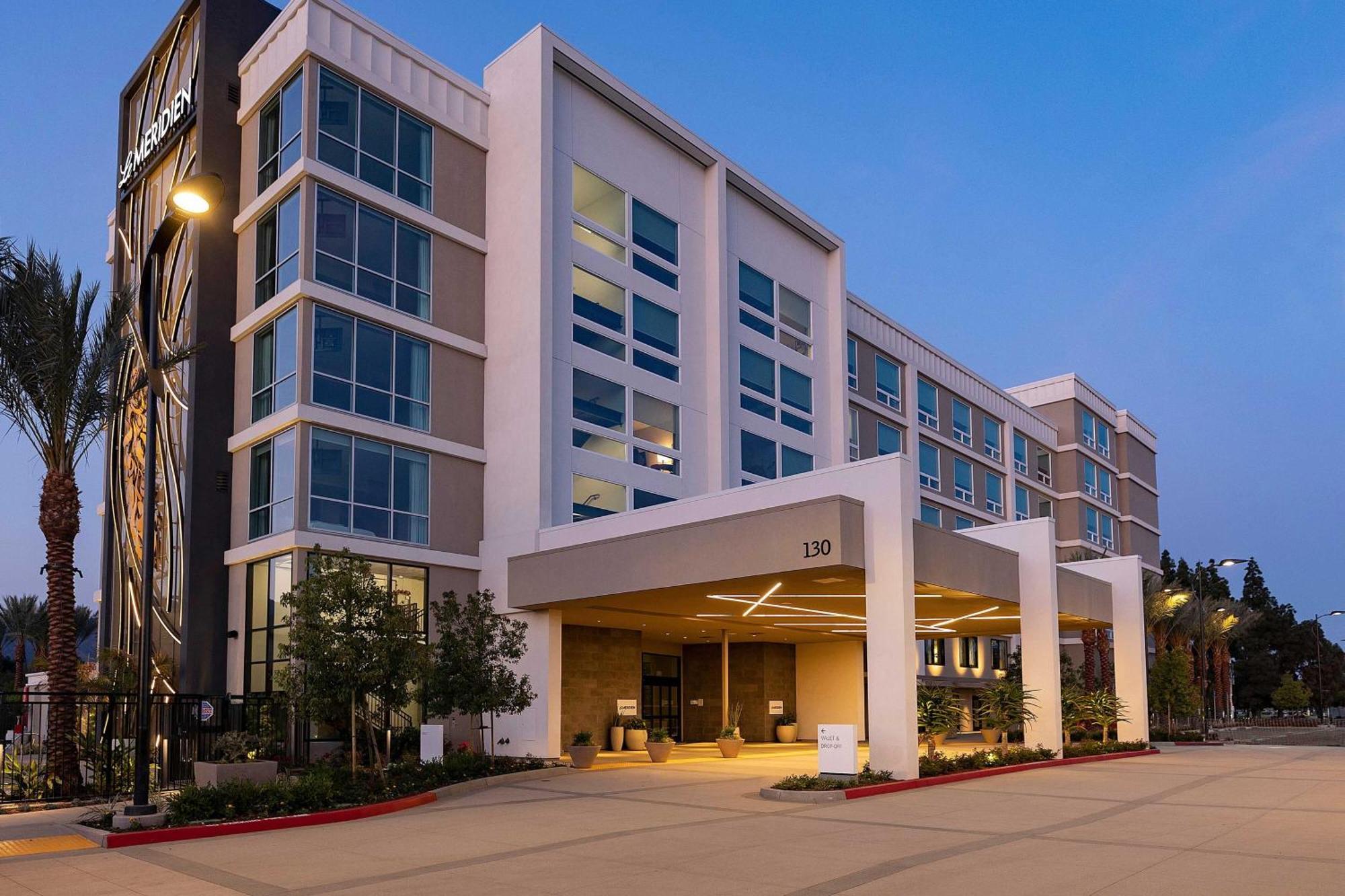 Le Meridien Pasadena アルカディア エクステリア 写真
