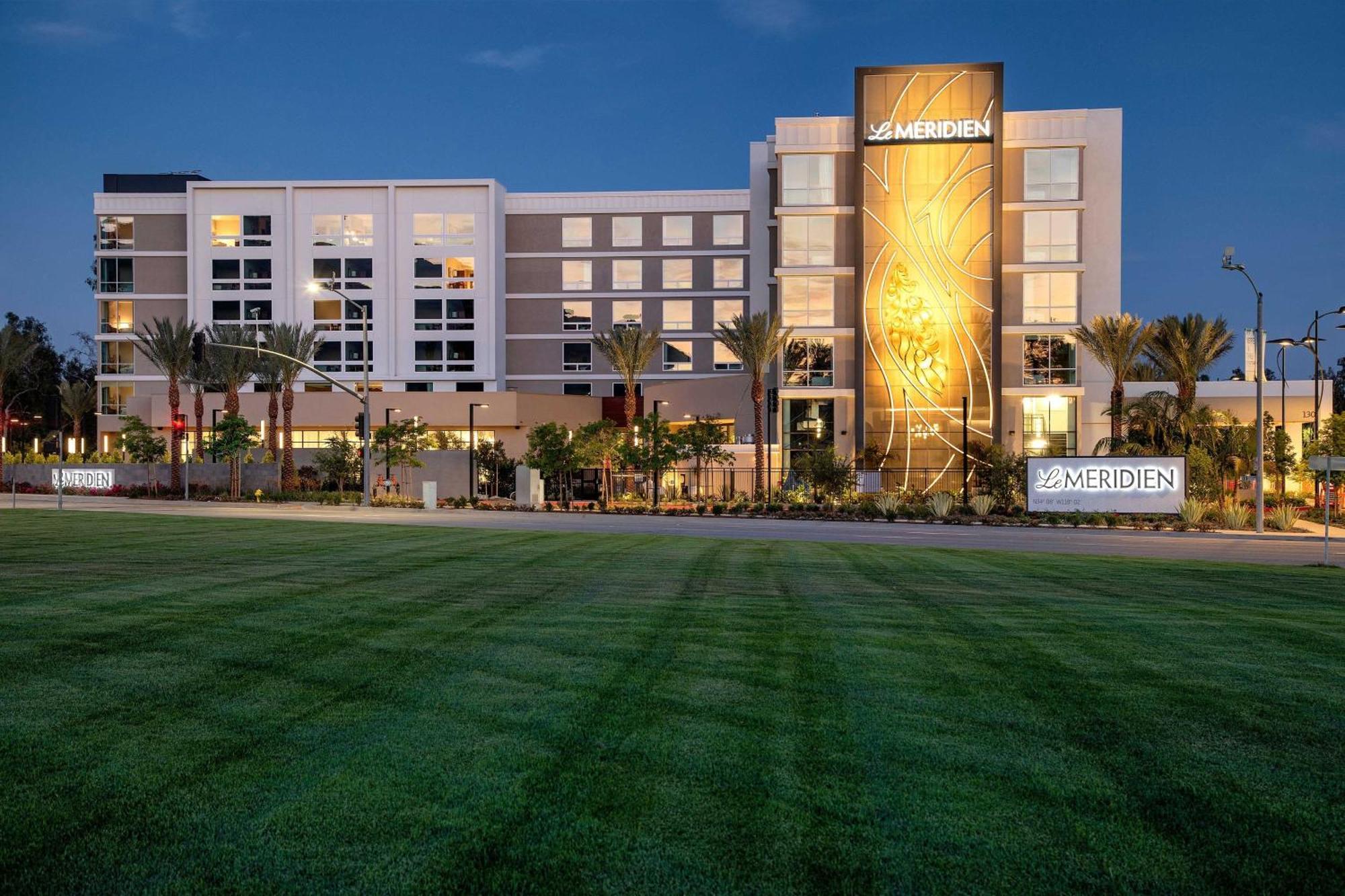 Le Meridien Pasadena アルカディア エクステリア 写真