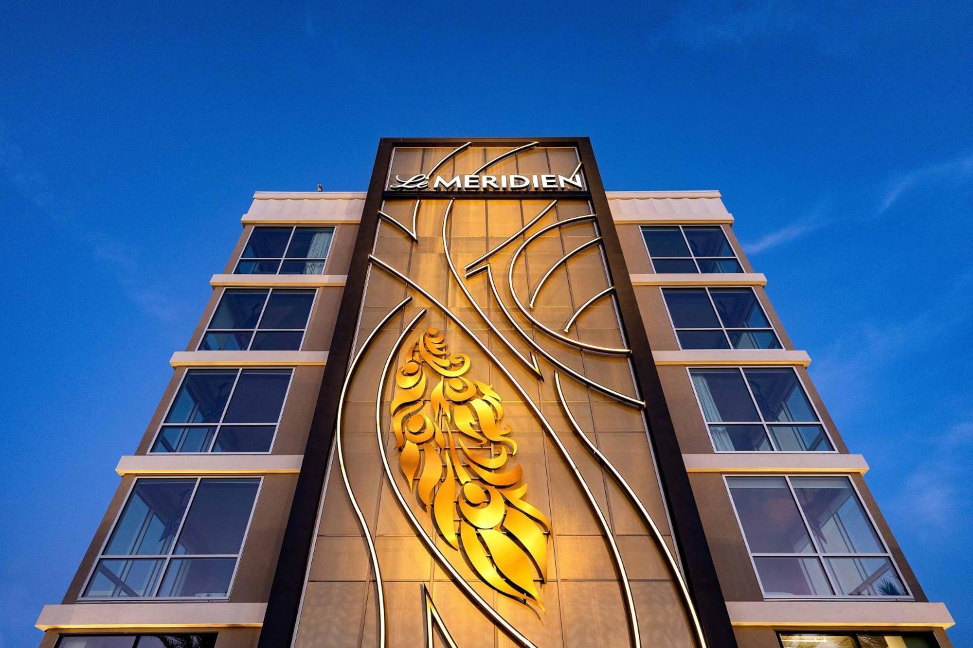 Le Meridien Pasadena アルカディア エクステリア 写真